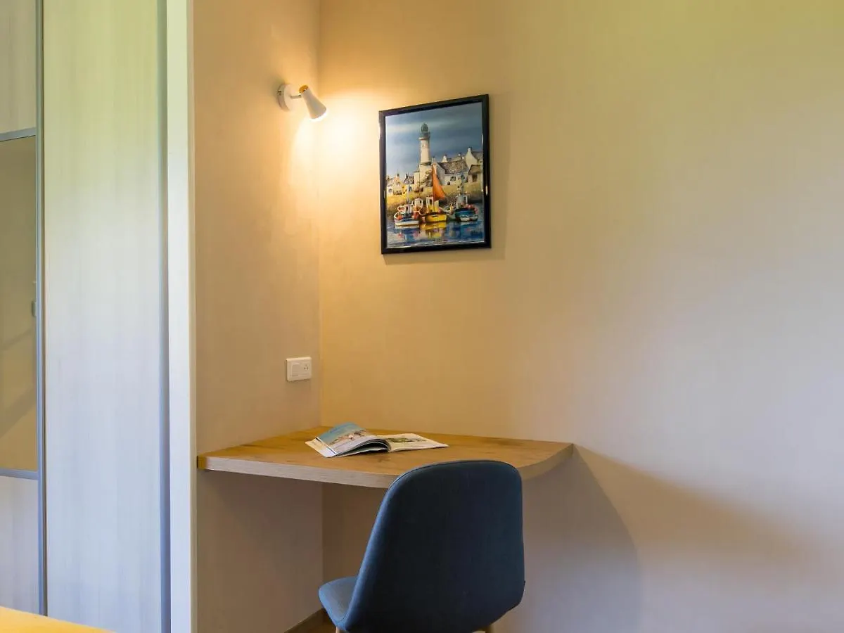 Holiday Home Saint Gonvel - Ldz103 By Interhome Landunvez