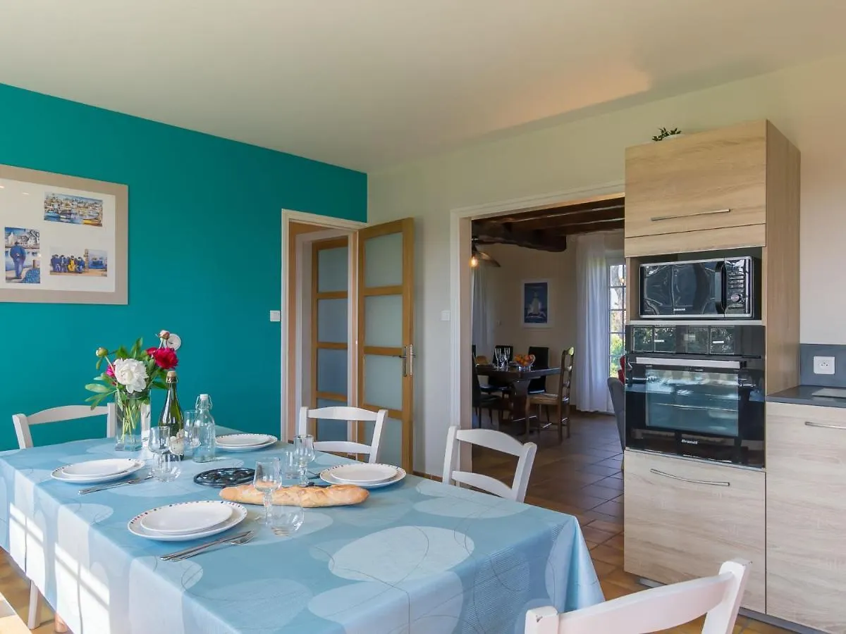 Holiday Home Saint Gonvel - Ldz103 By Interhome Landunvez
